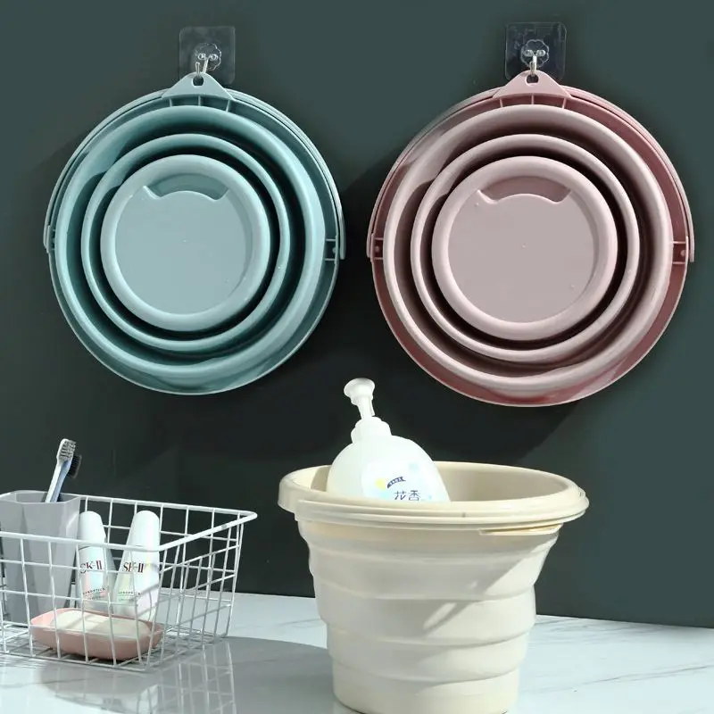 

Portable folding bucket for car