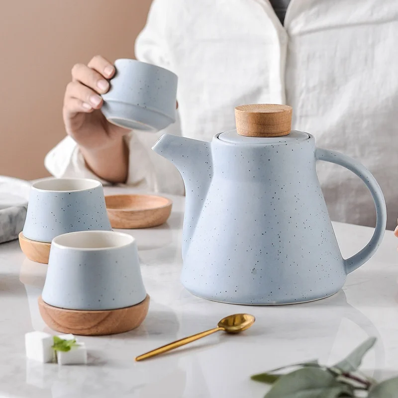 

Factory direct anti-scalding wooden cup holder Nordic style creative ceramic afternoon tea a pot of four cups, White/blue