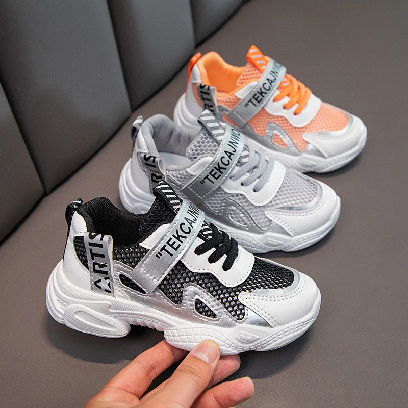 

New Solid Soft Bottom Breathable Mesh Shoes For Primary Middle School Students Spring Summer Boys Girls Kids Hollow Out Korean