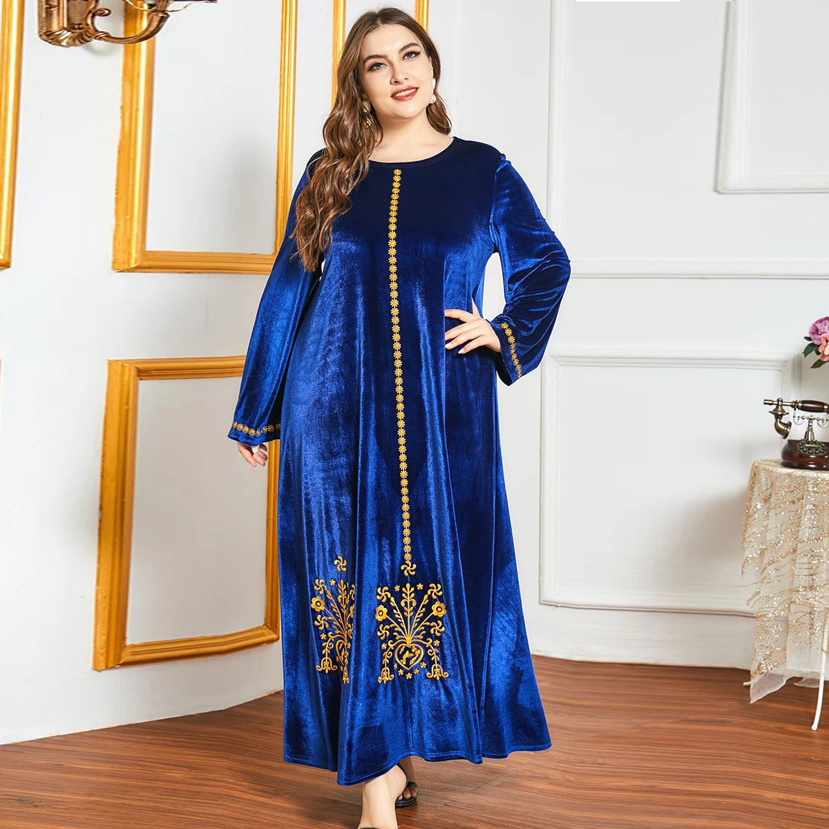 

Factory Supply thick velvet muslim dress with floral embroidery velvet abaya dress, As photo