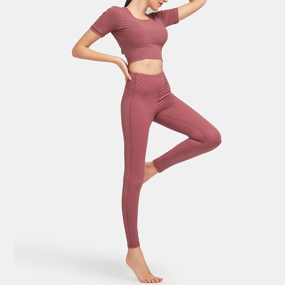 

Yoga Set Womens Hollow Design On The Back New Design Oem Yoga Wear Set Womens Comfortable Yoga Leggings, Customized colors