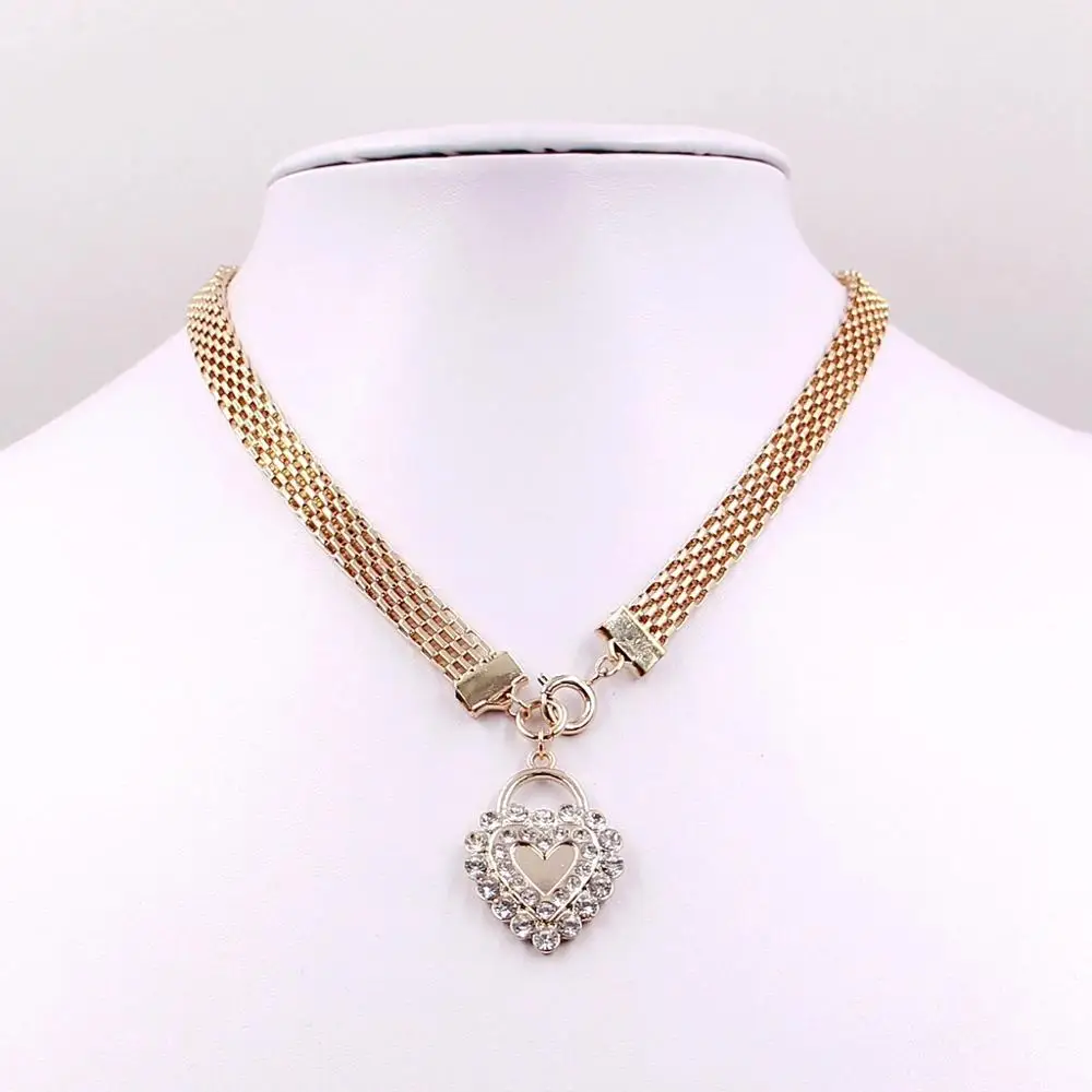 Hot sale simple 18k gold plated flat mesh chain necklace with heart shaped pendant for women