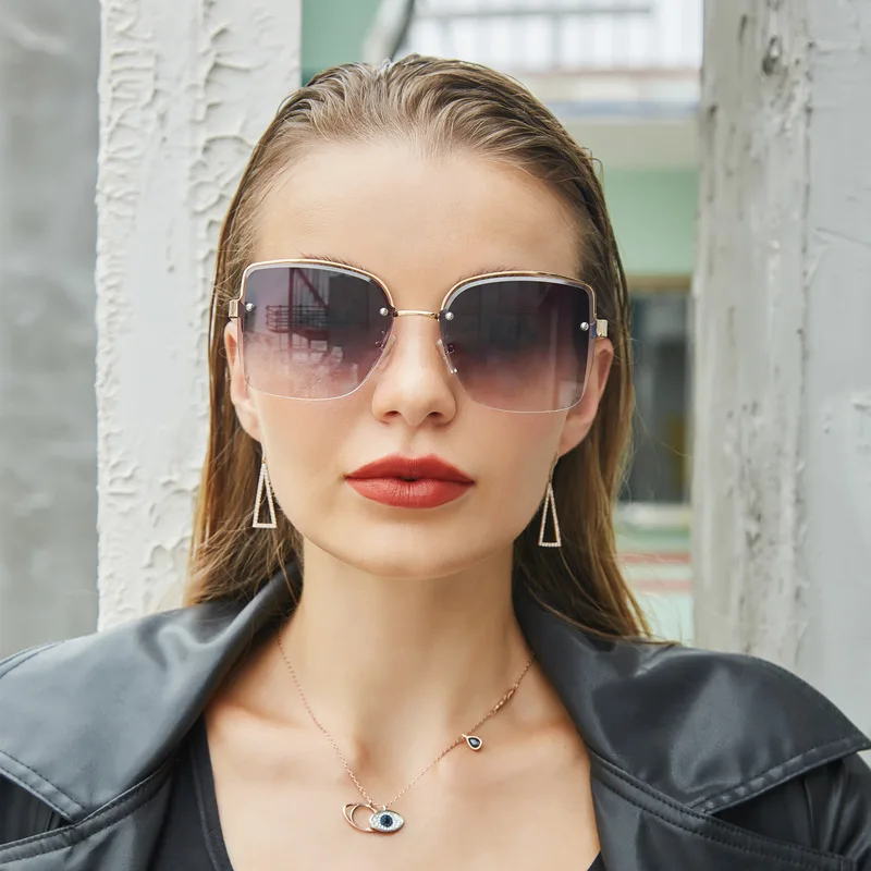 

Hot Sales Womens Rimless Sun Glasses Gradient Metal Gafas De Sol Female 2021 High Quality Women Square Frameless Sunglasses