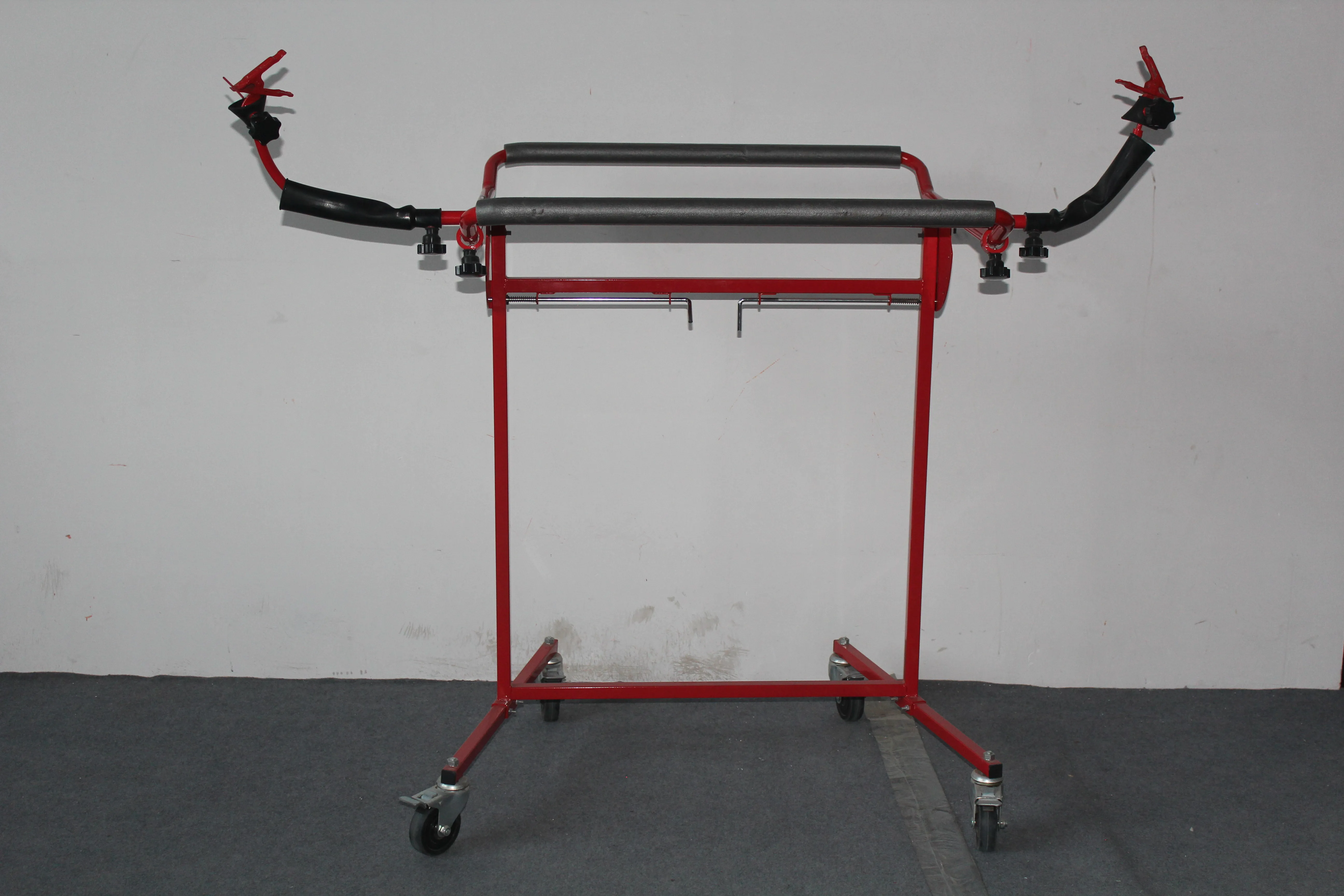 
Adjustable Bumper Stand 