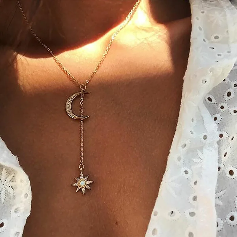 

New Arrival Gold Plating Shining Crystal Rhinestone Moon Star Pendant Necklace Crystal Star Moon Necklace