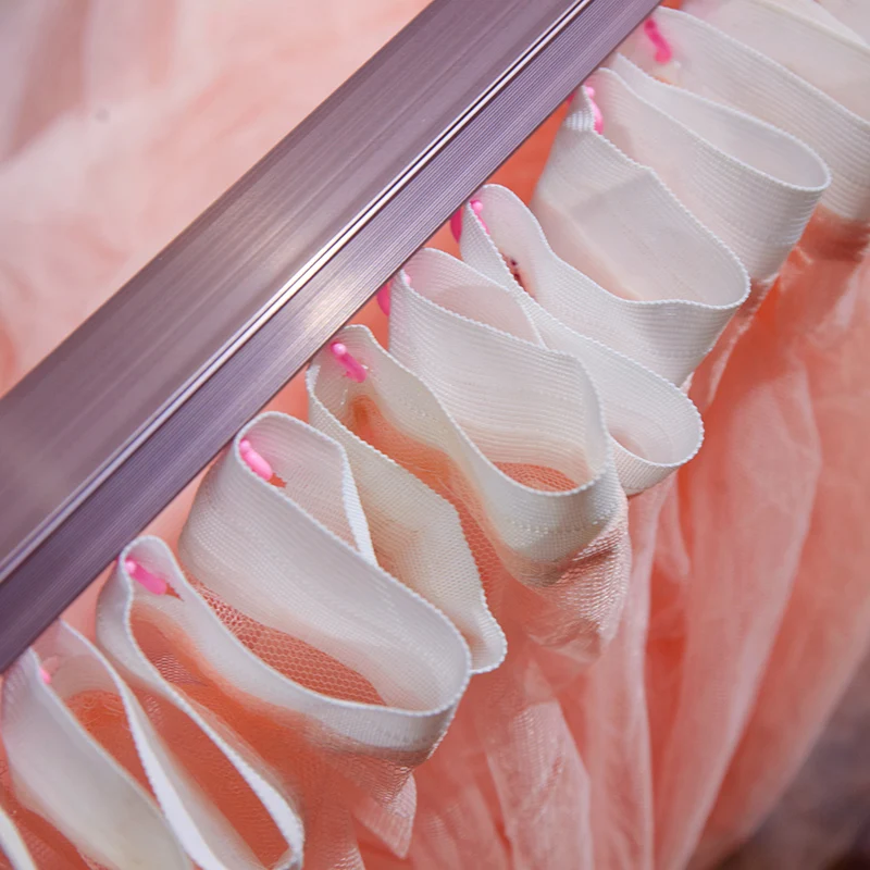 Luxury Square Top Guide Rail Soft Beautiful Lace Tassel Flower 2.1m High Elegant Durable Bed Net