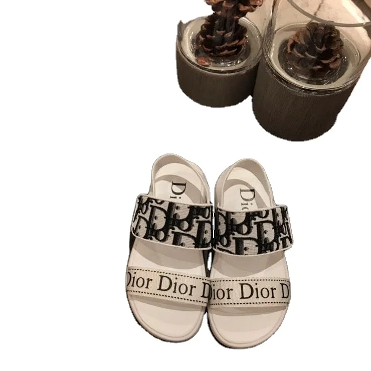 

Retail selling Children's summer new style fashion sneakers kids comfortable casual water shoes boys canvas sandals shoes, Picture shows