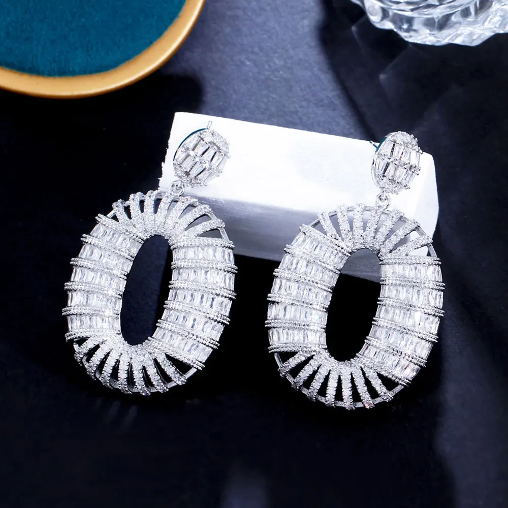 Korean Women's Atmospheric 3A Cubic Zircon Round Shaped Mid-length Luxury Banquet Bridal Treasure Drop Earrings