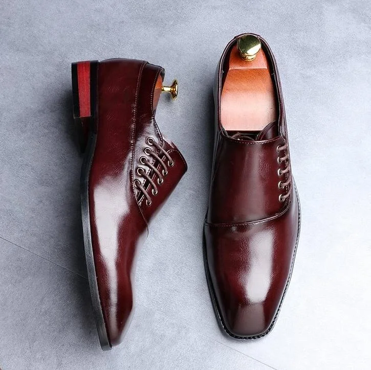 

Spring 2021 simple men's leather shoes casual artificial leather low-heeled elastic band on the side non-slip design, Red brown black