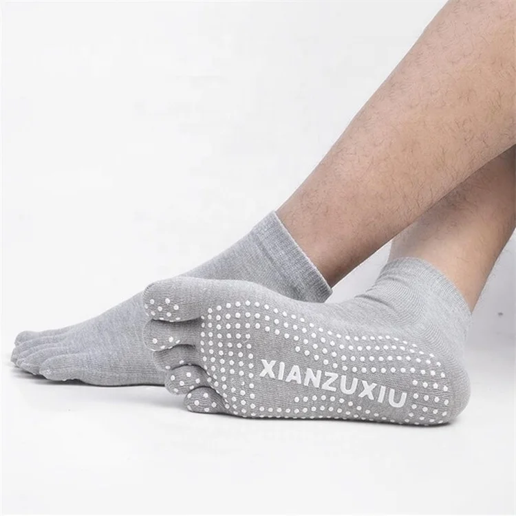 

Wholesale Breathable Sport Five Finger Toe Socks Men Unisex Running Grip Non Slip 5 Toe Ankle Socks