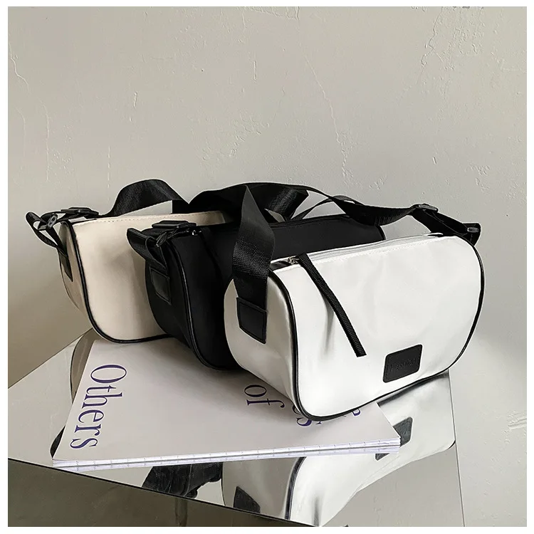 

2021 New popular Letter lightweight Sports shoulder bag girls shopping purse and phone handbags, 3 colors