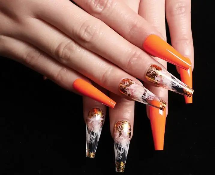 

24Pcs Artistic Orange Smoke Print Wearable Removable Artificial Fingernails