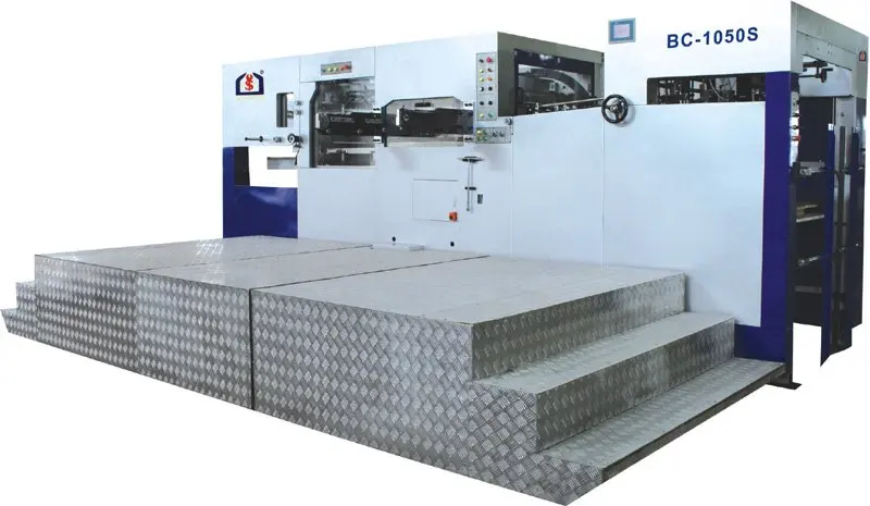 
carton die cuts die cutting and creasing Cutting creasing automatic Machine 