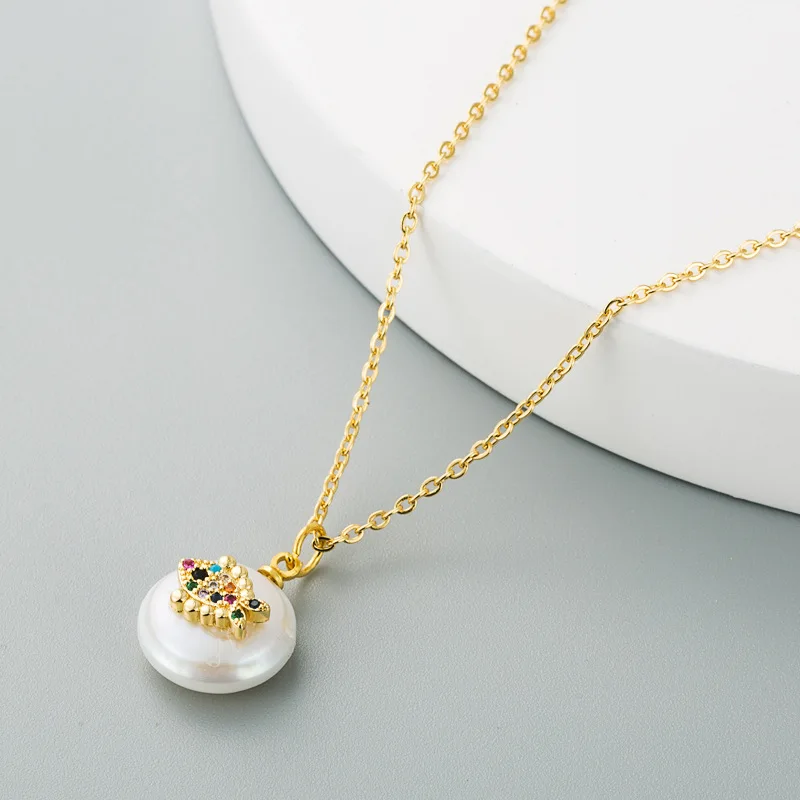 

Hotsale Design Fashion Jewelry Rainbow Color CZ Fish Necklace Round Pearl Pendant Necklace