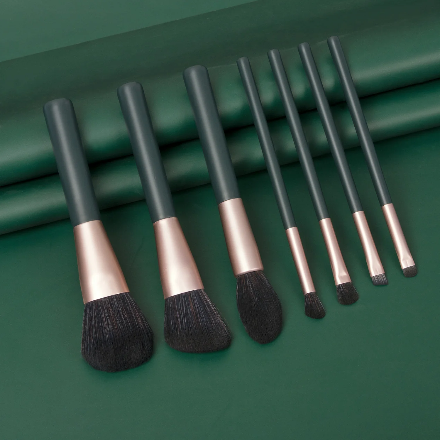 

7pcs jade green makeup brush set wood handle synthetic hair brushes sets, Colorful options