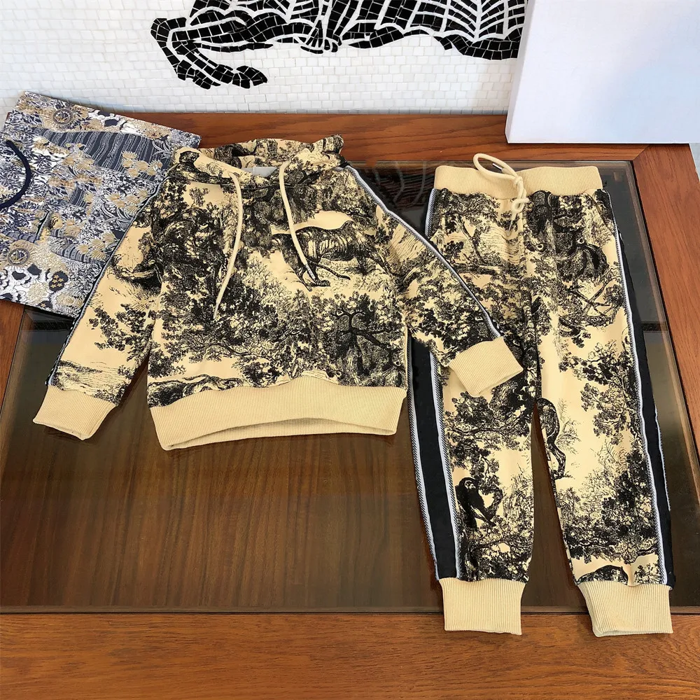 

Hot Selling Cheap Custom100% Cotton Ink Hooded Suit Sweat Suits For Boys Joggers Coat Suit Set