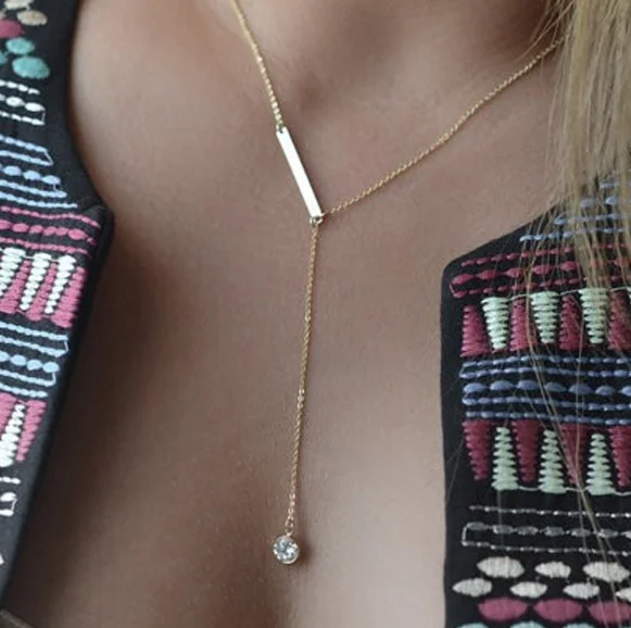 

00121-10 European and American new official website same beautiful simple metal sheet crystal gem Water Drop Necklace