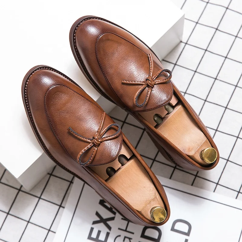 

Men's Dress Shoes Fashion Tassel Soft PU Leather Business Shoes Office Pointed Flats Oxford Casual Shoes