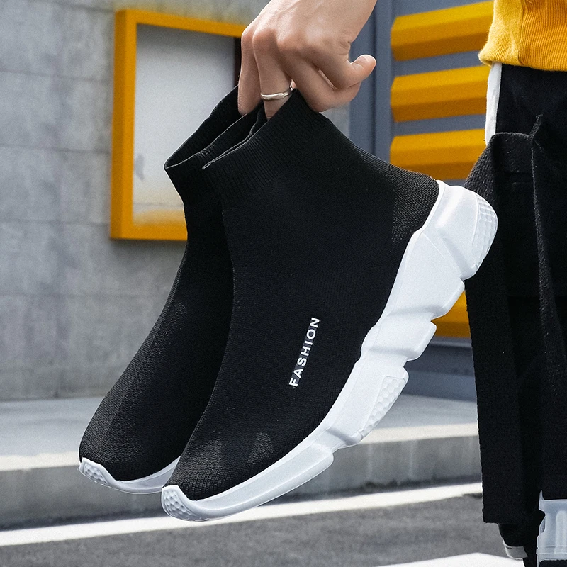 

Retro High Socks Shoes Men Casual Lightweight Breathable High top Sock Sneakers Men Couples Slip on Shoes couple Loafers shoes