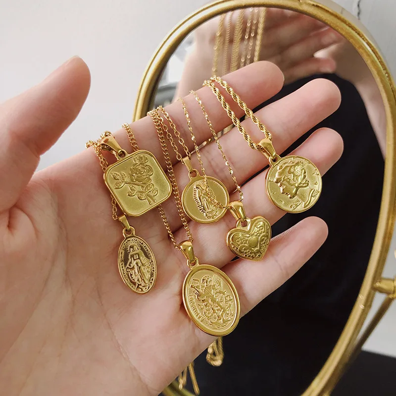 

Hot sale retro womens' head image stainless steel jewelry coin gold plated necklace pendant pendant