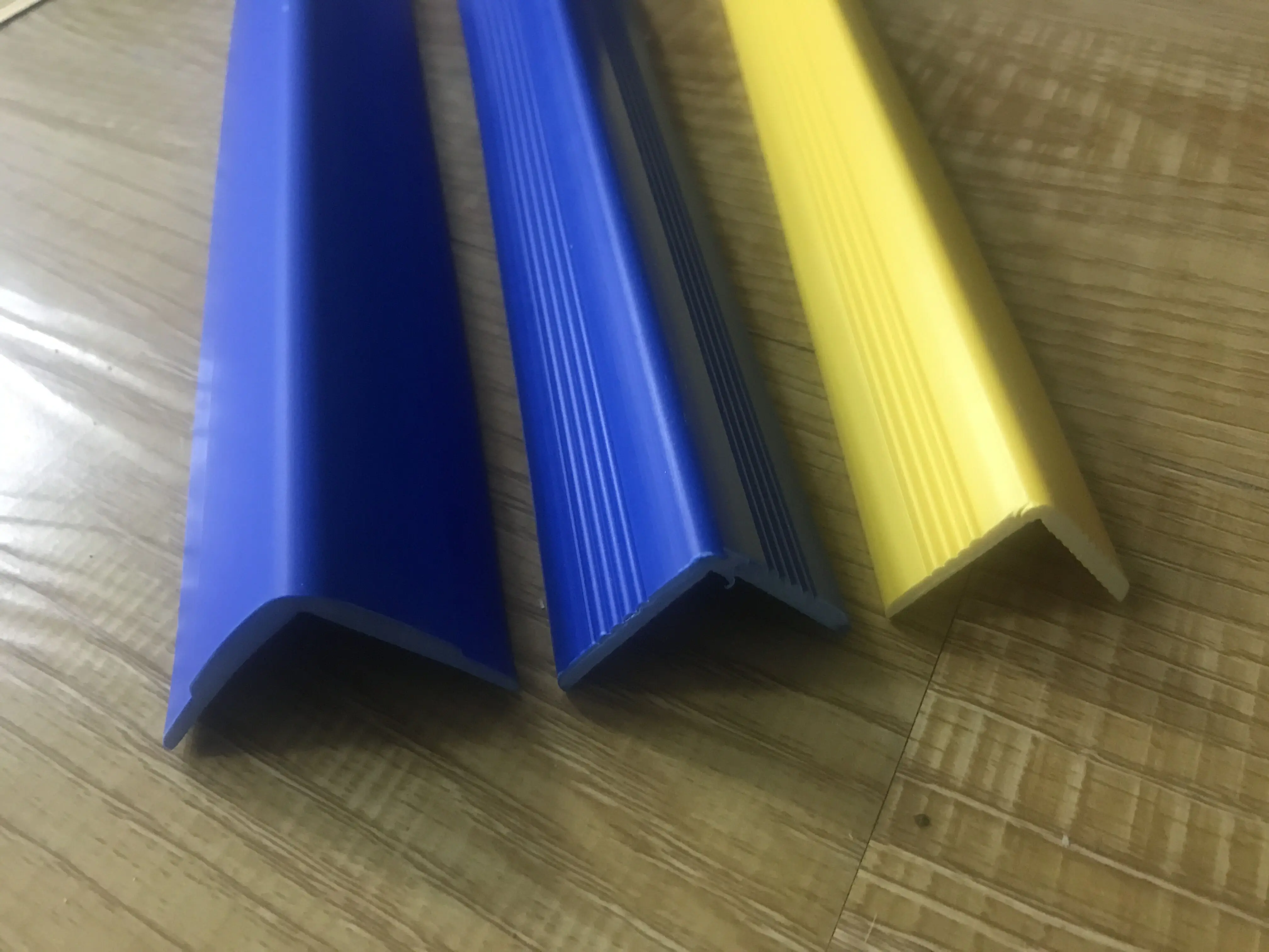 Rubber Stair Nosing Anti Skid Floor Stair Treads Non Slip Vinyl Pvc L