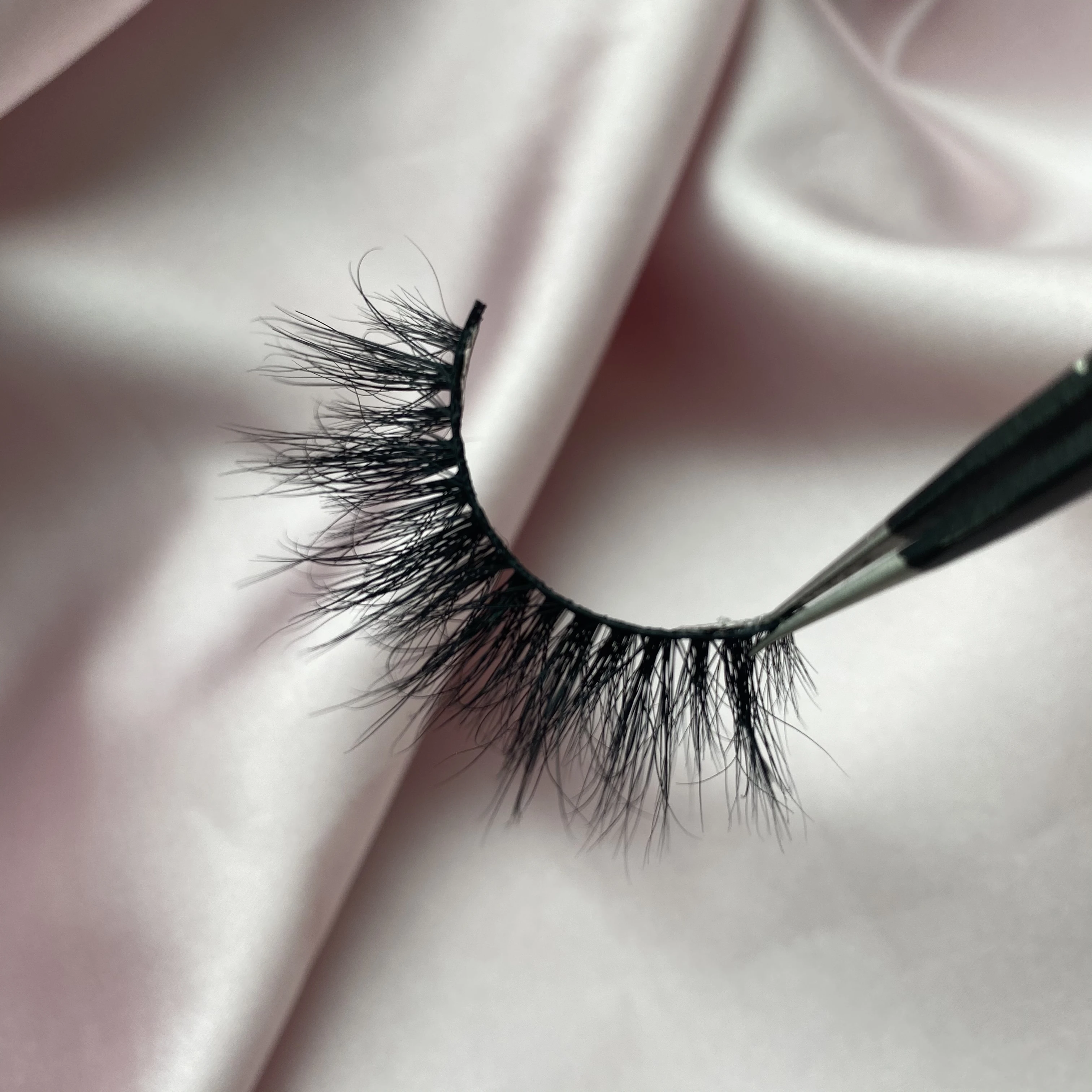 

High Quality Luxury 3d Mink Eyelashes Hot Sale Real Mink Lashes With Free No Logo Packaging, Black