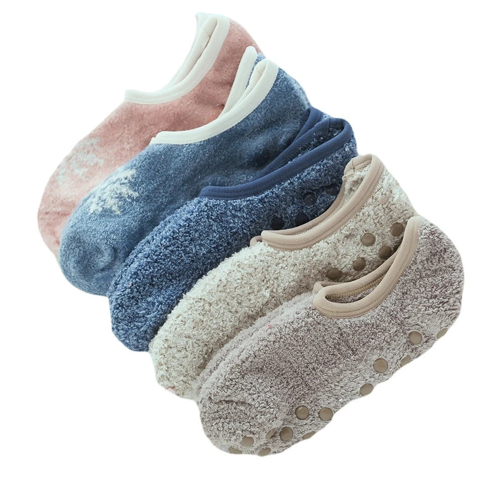 

Premium Quality Indoor Exercise Comfortable Ankle Socks Slip Organic Yoga Trampoline Socks Breathable Winter Warm Foot Sock