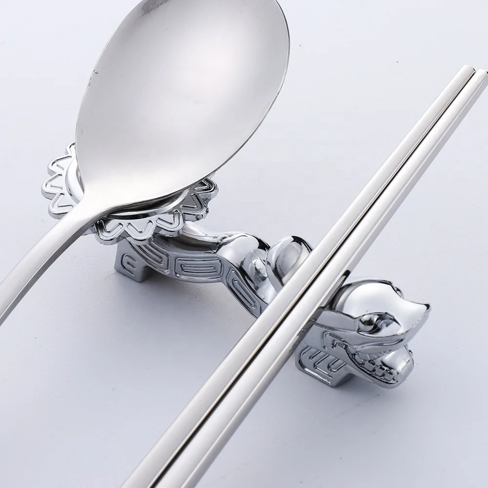 

Wholesale Metal cutlery 18/10 korean flatware spoon and chopsticks cutlery set with holder in silver for hotel restaurant, Silver,gold