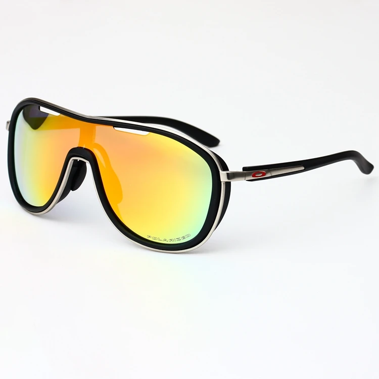 

2022 new driver sports men and women trend polarized polarized sunglasses sports, Picture shows