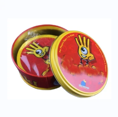 

Hot Sale Puzzle Classic Red Christmas Card Game Spot Game Find It