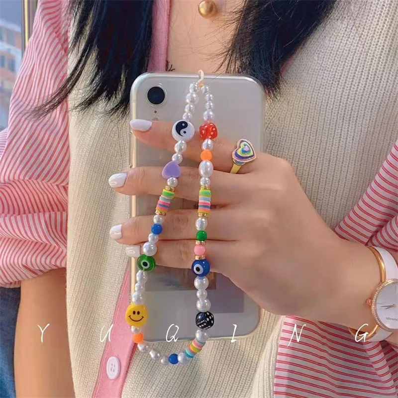 

Fashion Blue Eyes Smile Y2k Clay Beads Masking Chain Phone Cover with Chain