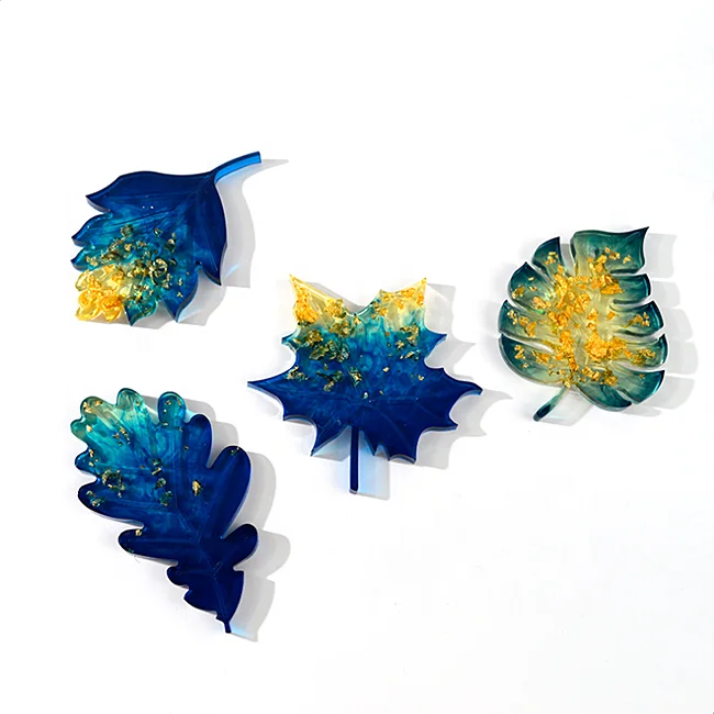 

Wholesale DIY handmade leaf coaster mold Christmas series crystal epoxy mold silicone resin maple leaf