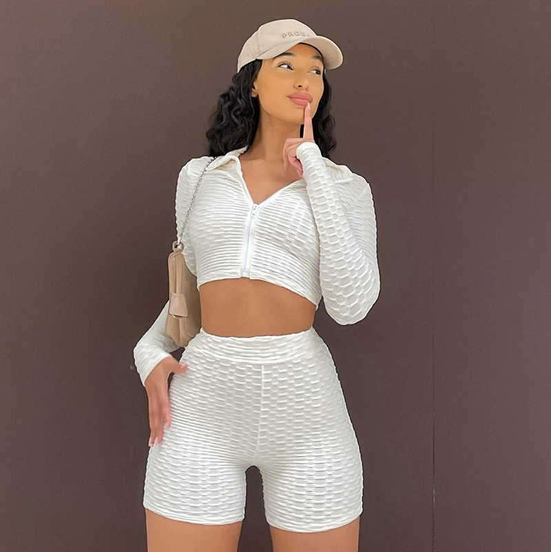 

CuteNOVA W21ST436 2021 new arrival Special fabric long-sleeved lapel crop top tight shorts women fall sets 2 piece jogger set