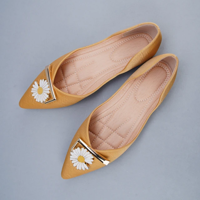 

GOXEOU Women's D'orsay Flats White Yellow Wrinkle effect Daisy Metal Buckle Decoration Fashion Casual Office Ladies Shoes 35-40