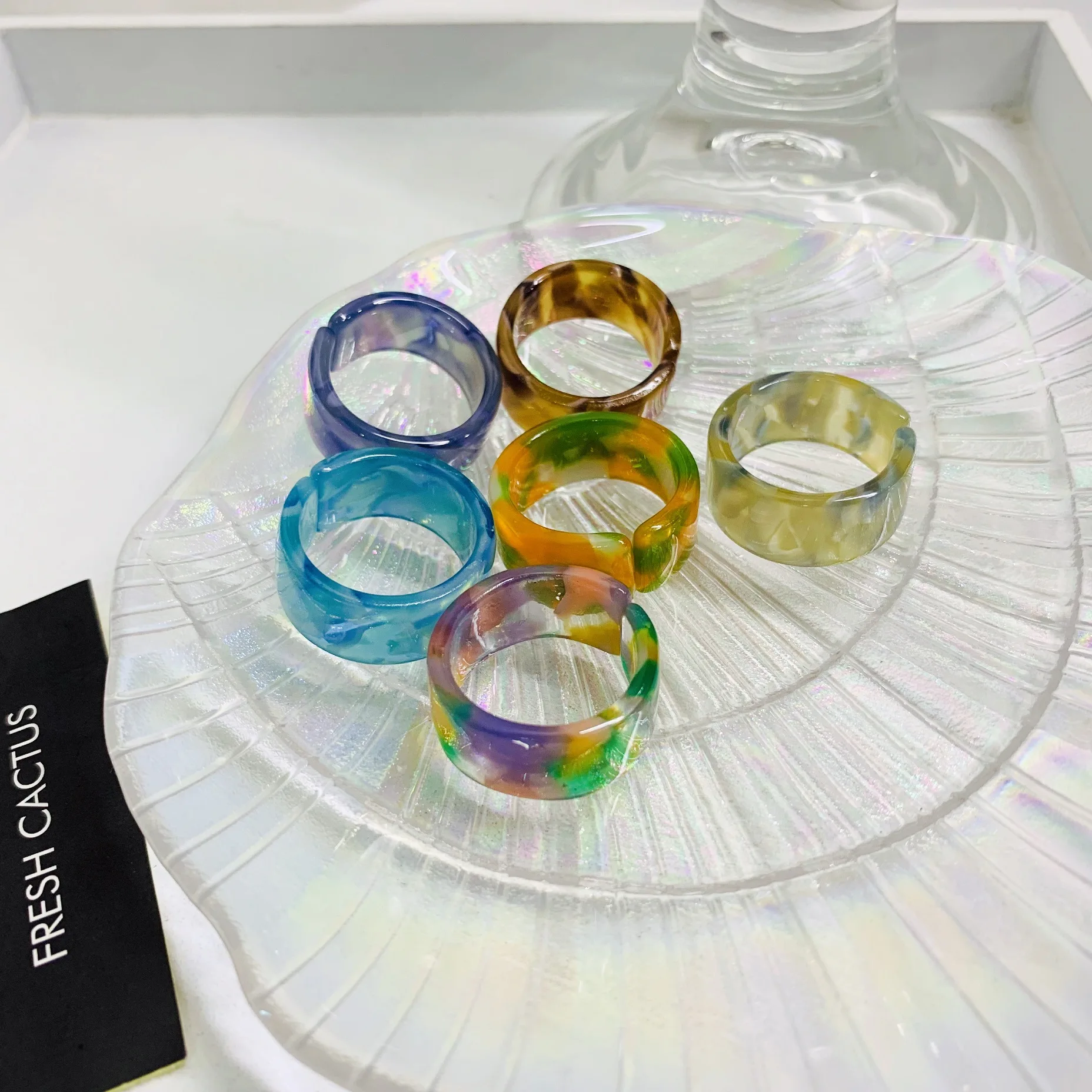 

South Korea's Dongdaemun Acrylic Resin Smudge Open Ring Middle Index Finger Cold Style Ring, Colourful