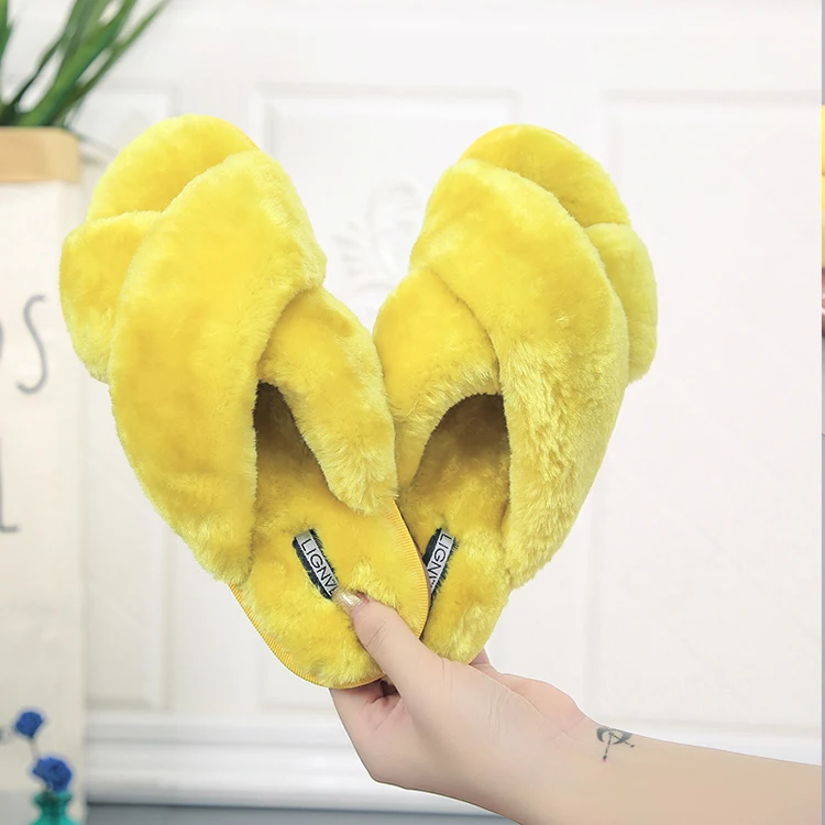

Wholesale Women Faux Fur Sandals Furry Sandals Women Custom Slipper Fur Women Fluffy Slides Fur Sandals For Family
