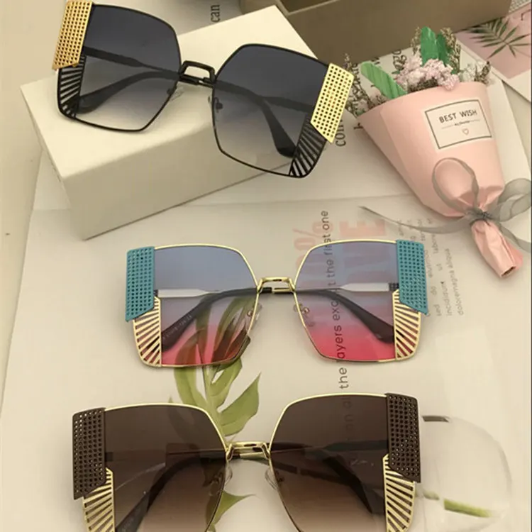 

new stylish D brand designer metal hollow sun glasses women custom logo authentic fashion square luxury sunglasses, Metal square wholesale sun glasses unisex trendy embellish sun glasses