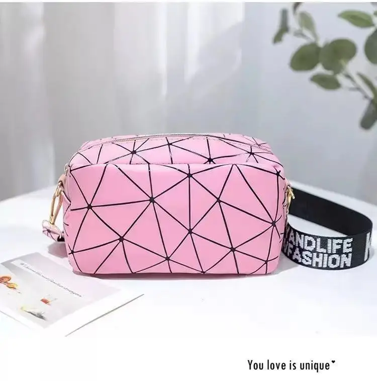 

COSMETIC BAG NEW LASER LINGGE SMALL SQUARE BAG WIDE SHOULDER STRAP SINGLE SHOULDER MESSENGER PORTABLE MAKEUP BAGS