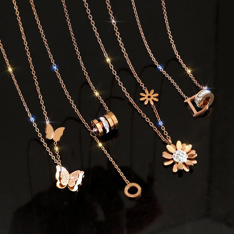 

popular 18K gold plated 316l stainless steel necklace women with Daisy wings and bear heart