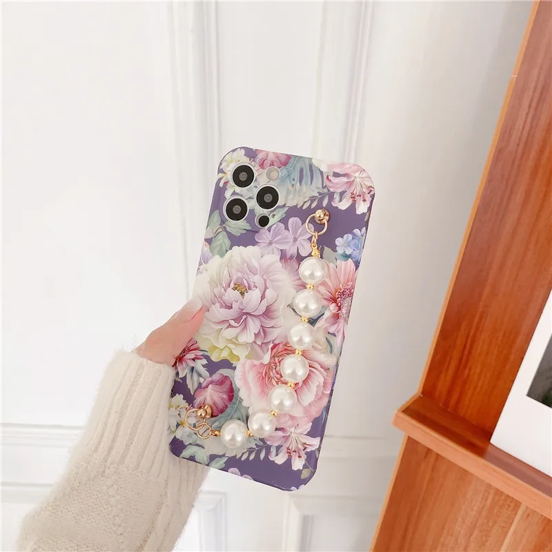 

2021 New Hot Sell Colorful Flower Phone Case with White Bead for iPhone Smart Phone