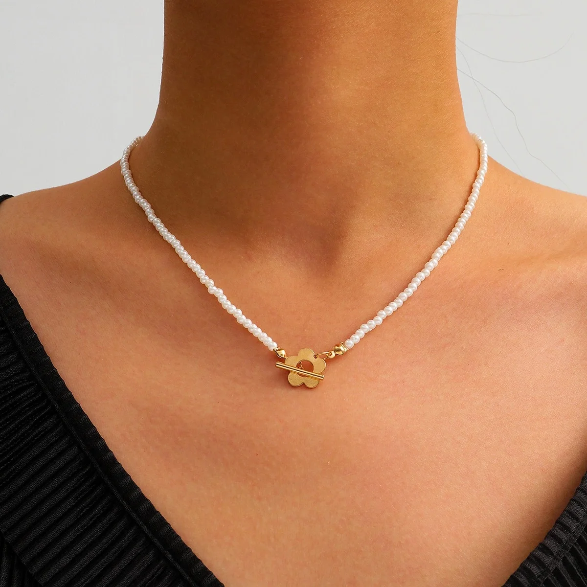 

European and American cross-border jewelry retro ethnic style creative new alloy necklace
