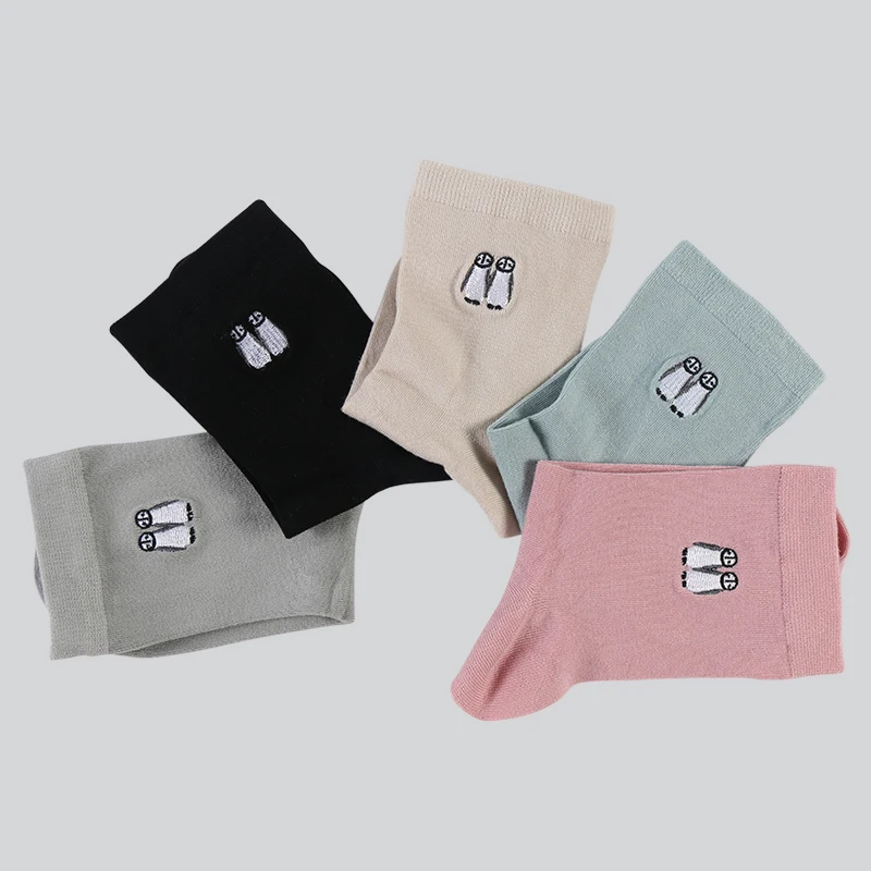 

Factory Hot Sale Cute Pattern Embroidery Logo Women Knit Dress Crew Socks, Pink, blue, beige, gray, black