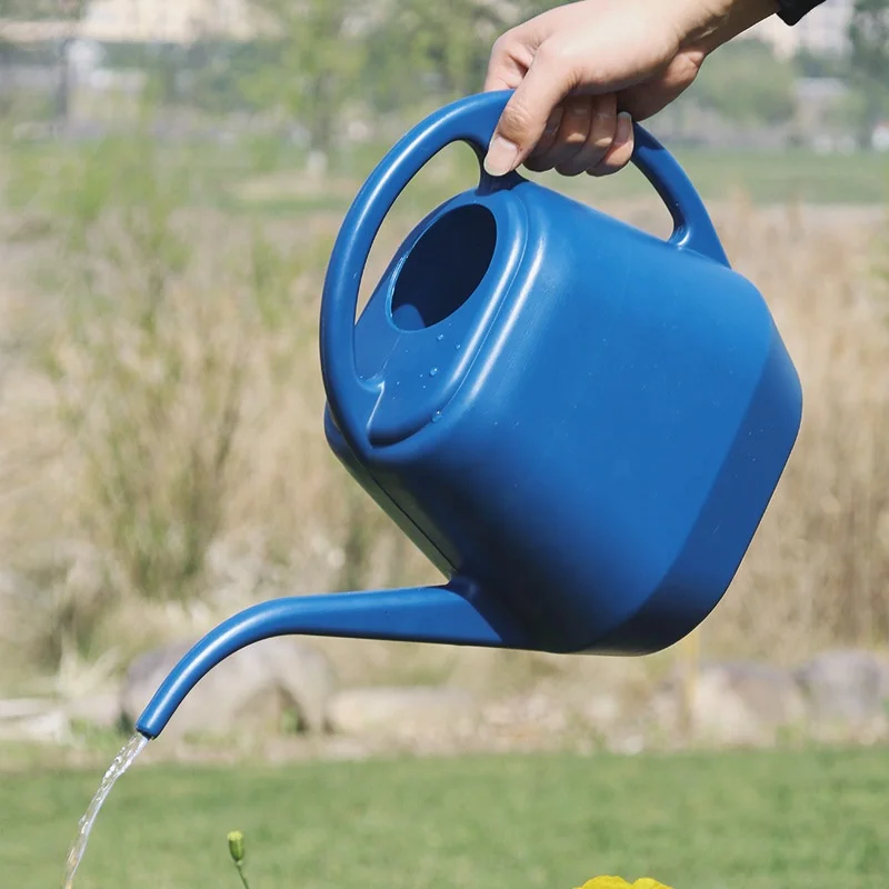 

A0552 4L Plastic Wholesale Garden Watering Can Garden Watering Pot water cans, Customized color