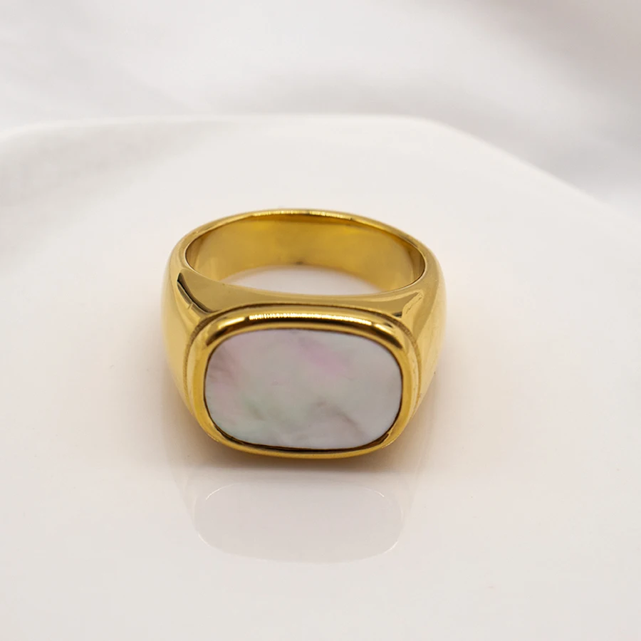 

Unique Gorgeous Natural Rectangle White Shellfish Ring 18k Gold Plateding Stainless Steel Wedding Band Lovers Ring