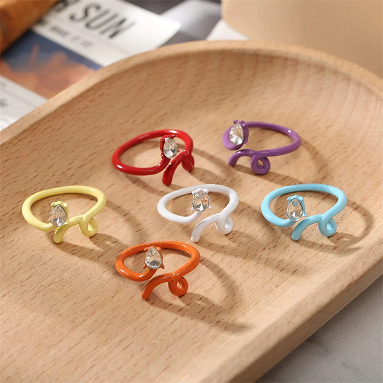 

Wholesale fashion personality ring irregular ladies pure color simple diamond acrylic index finger ring, Picture shows