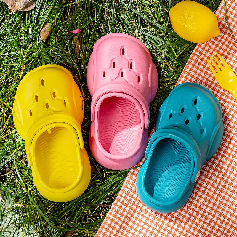 

Cheerful Mario Kids sandals Slippers | Boys Girls Fashion Hole Shoes