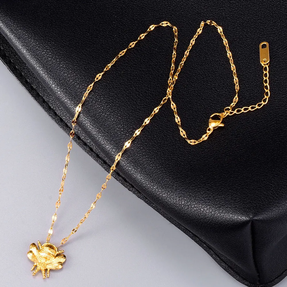 

Trendy Design 18k Gold Plating 316L Titanium Steel Bee Pendant Necklace Animal Link Chain Necklace