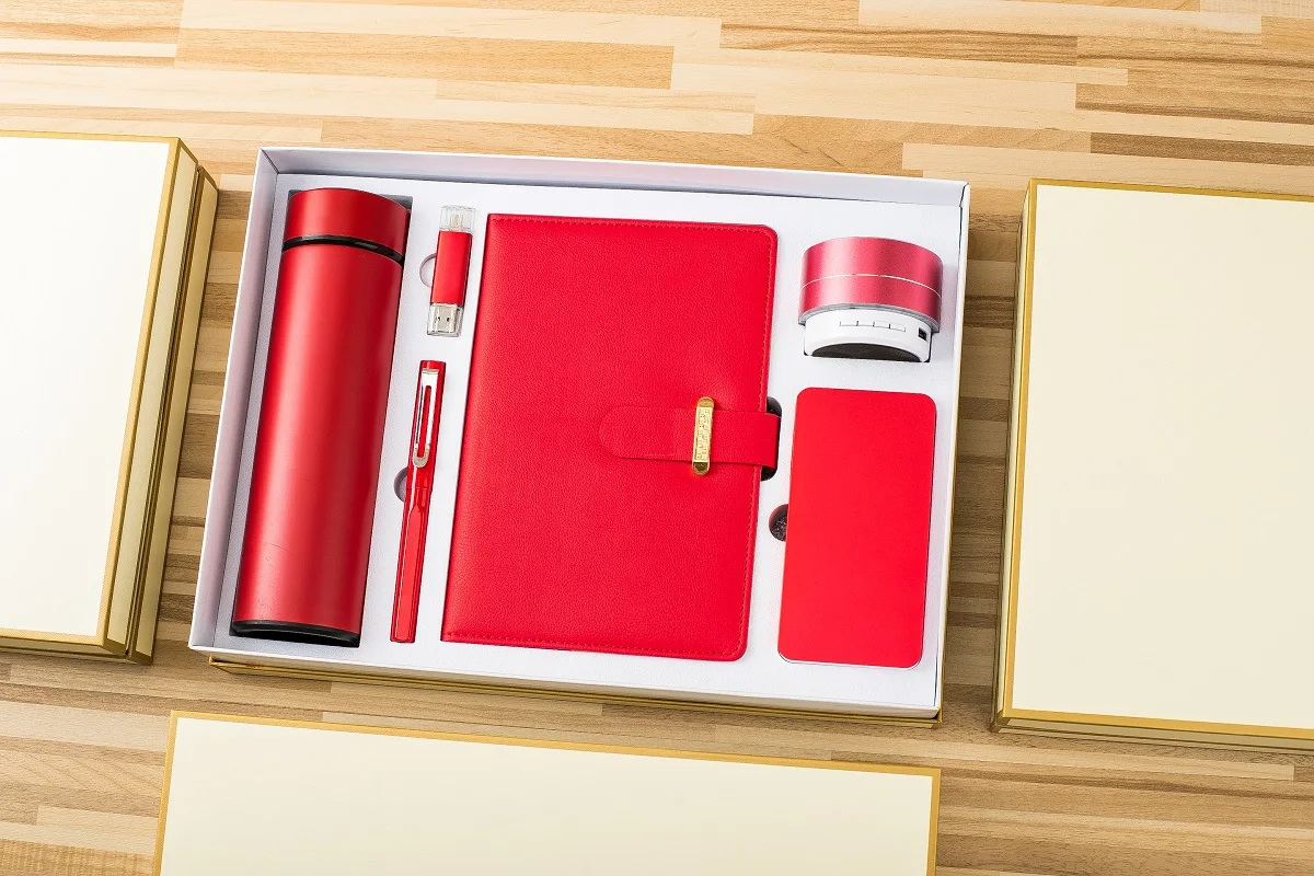 Promotion gift set  Vacuum cup + pen + USB flash drive + A5 notebook+ speaker + power bank