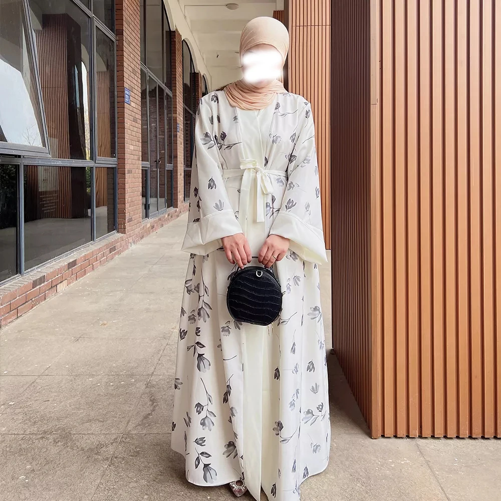

Wholesale Fashion Modest Islamic Clothing Abaya Designs Dubai Cardigan Dress for Women Muslim Floral Open Abaya with Jumpsuits
