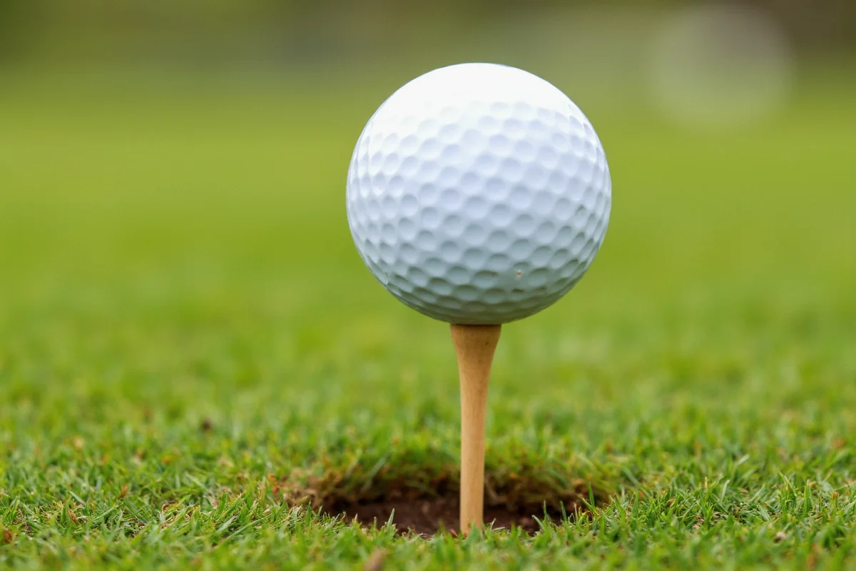 how much does a golf ball weigh